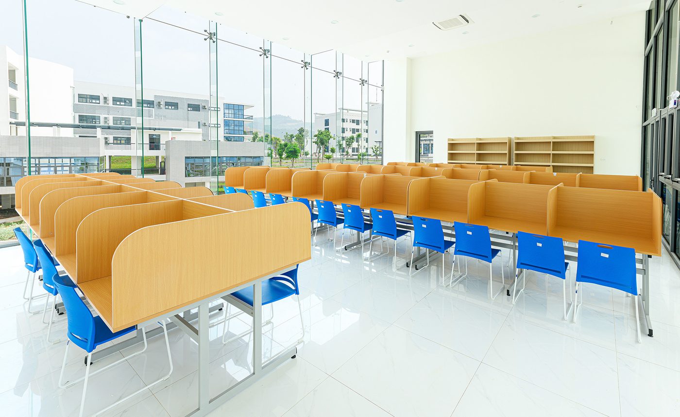 Trường Chuy&ecirc;n Vĩnh Ph&uacute;c mới: ảnh thực tế nội thất trường học