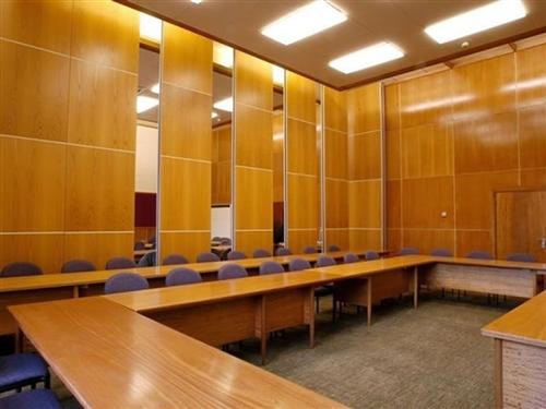 Đánh giá các loại vách ngăn văn phòng Hòa Phát