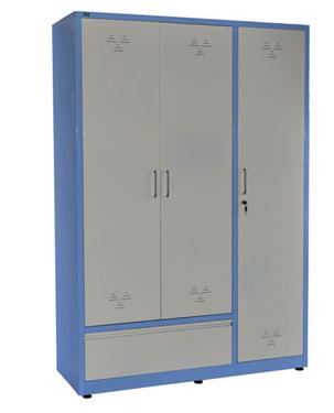  So sánh tủ sắt đựng quần áo Hòa Phát và tủ bằng nhựa
